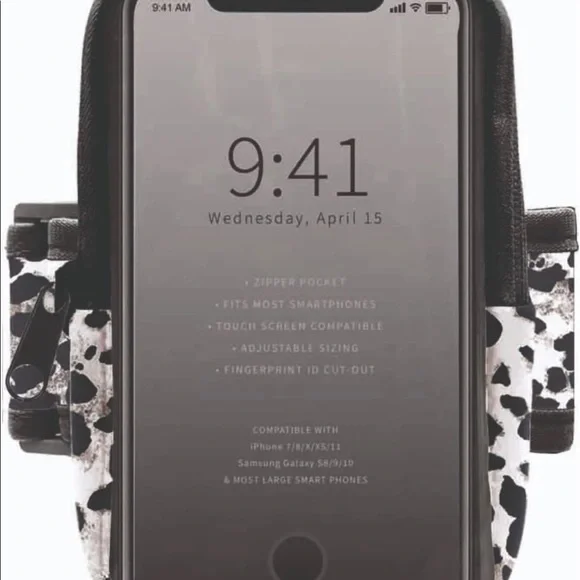 NWT Jessica Simpson Black & White Cat Print Phone Holder Arm Band - Picture 3 of 4